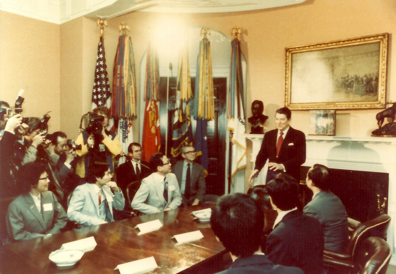 Dr. Wang met  President Ronald Reagan at the White House